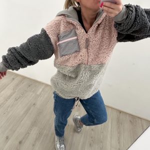 8B599102-8A99-4466-BBB5-A025F33F40EE 8B599102-8A99-4466-BBB5-A025F33F40EE